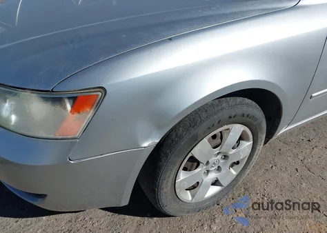 2008 Hyundai Sonata Gls z USA, uszkodzony, nr VIN 5NPET46C08H366707